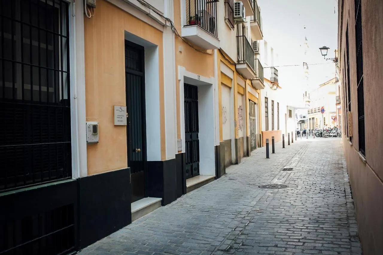 Alohamundi Puerta Osario Apartment Seville